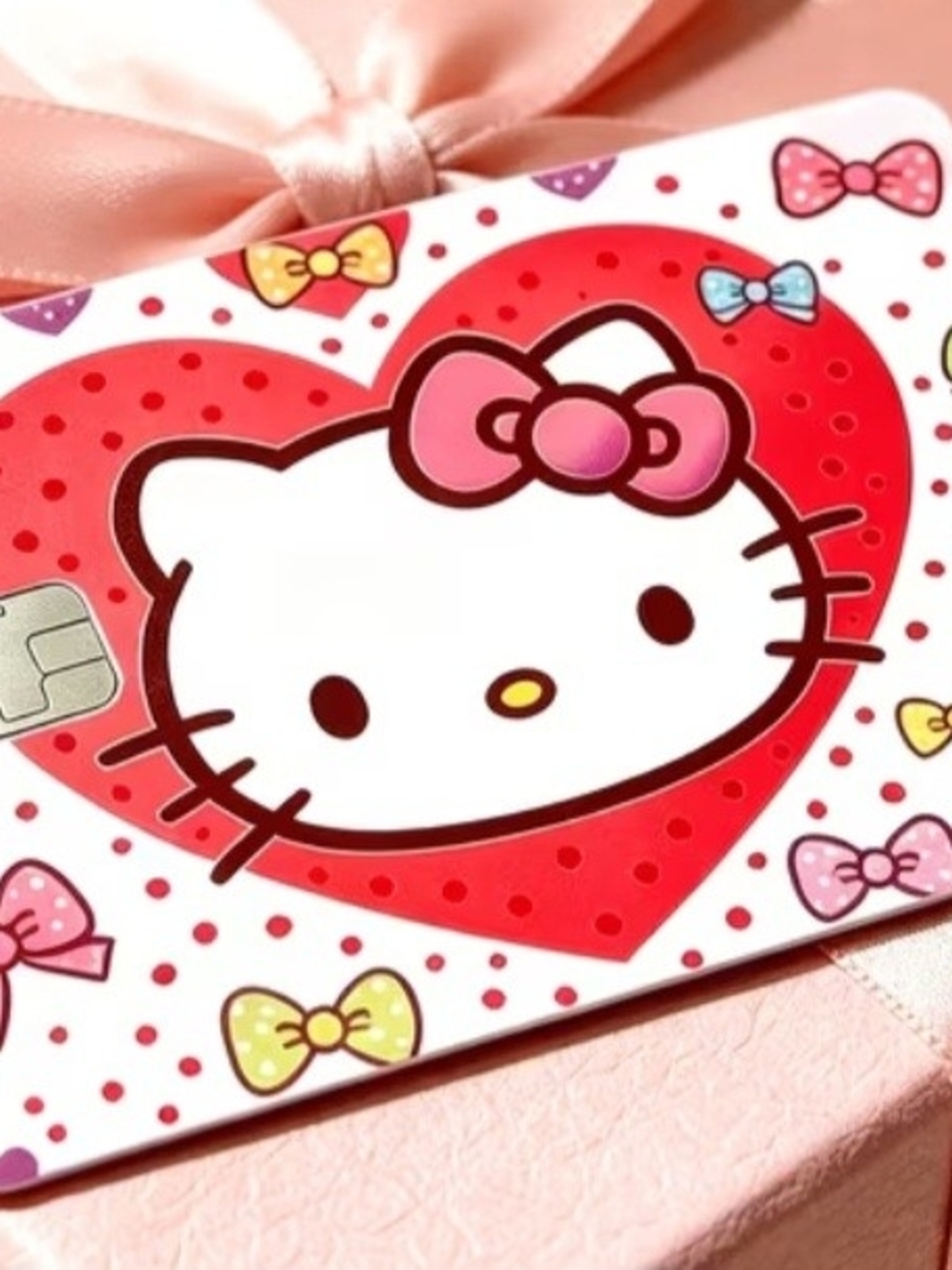 Hello Kitty Credit Card Sticker Skin - Picture 2 of 3